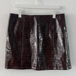 ASOS Mini Skirt in Plum PU Patent Croc Texture / Faux Leather / Size 10 / NWOT